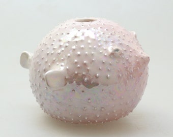 puffer fish vase, opalescent, iridescence effect, ceramic vase