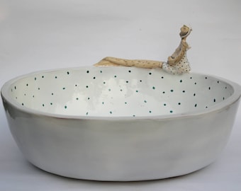 Ręcznie wykonana ceramiczna umywalka nablatowa z motywem anioła