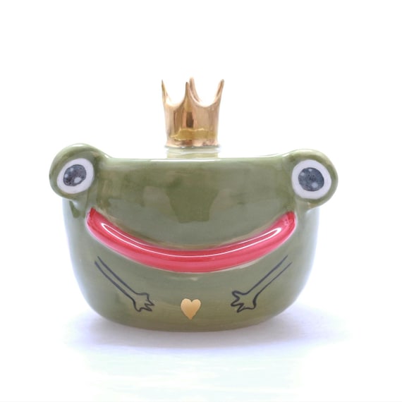 Handmade Ceramic Frog Container – Whimsical Fairytale Frog Jar with Lid – Nature Inspired Stoneware Pottery