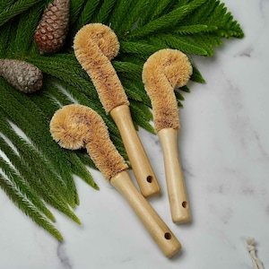 Coconut Bottle Brush: Bamboo Handle, Vegan Dish Scrubber