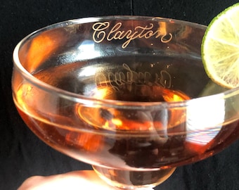 Taças Coupe Personalizadas, Taças de Coquetel com Gravação Personalizada, Utensílios de Bar em Estilo Vintage