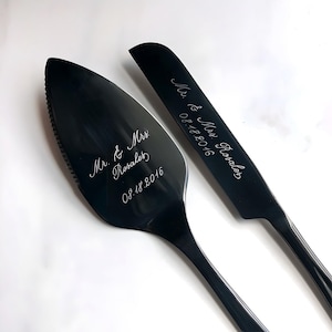 Custom Cake Cutting Set Engraved Wedding Cake Cutting Set Cake Knife Cake Server Hostess Gift Bridal Shower Engagement Gift For Couples Gift image 1