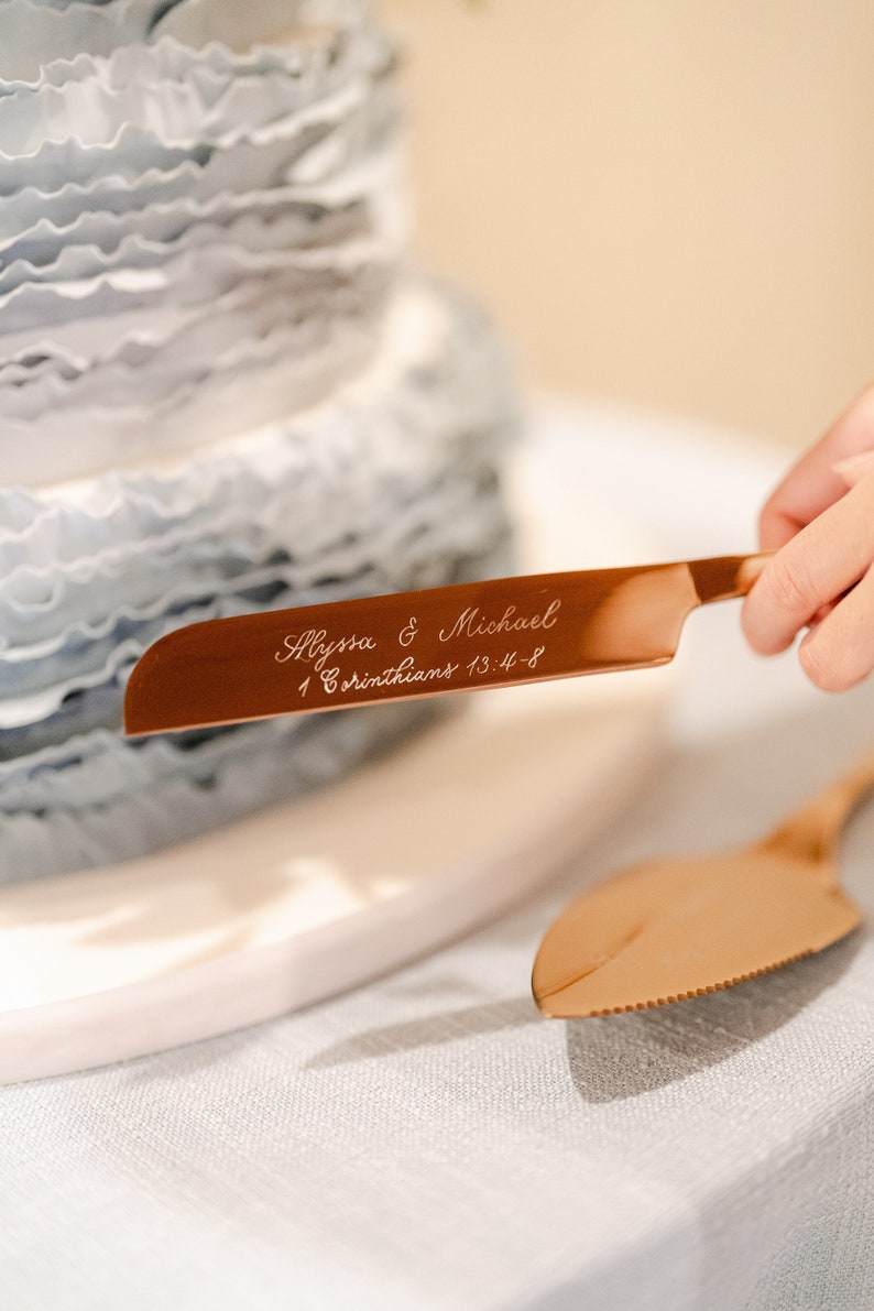 Custom Cake Cutting Set Engraved Wedding Cake Cutting Set Cake Knife Cake Server Hostess Gift Bridal Shower Engagement Gift For Couples Gift image 4