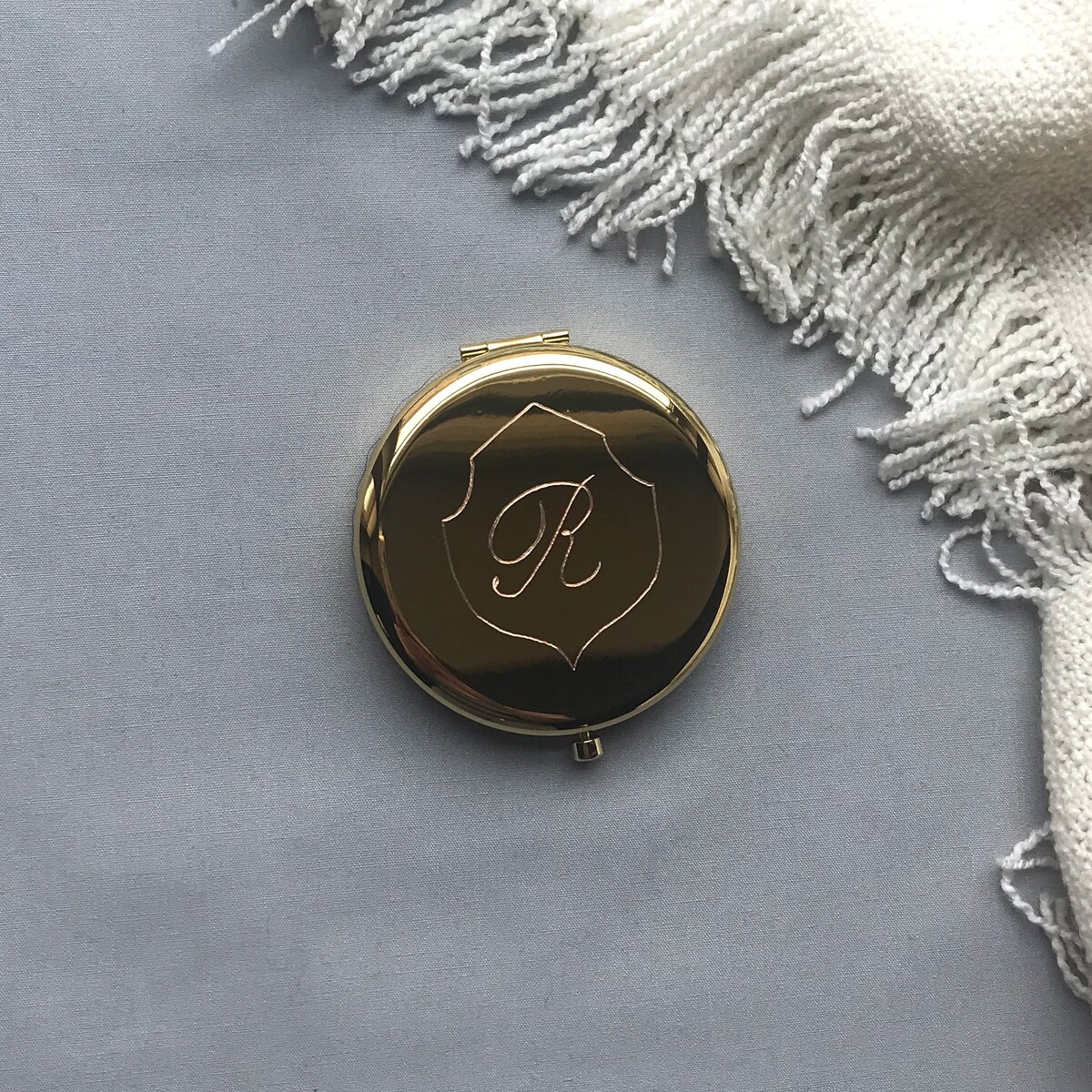 Initial Monogram Calligraphy Engraved Compact Mirror Gold Rose Gold B - Gift for Mom Best Friend Bridesmaids Bachelorette, Mother's Day Gift - Etsy