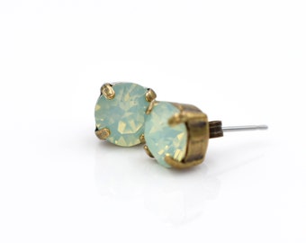 Wishbone Stud Dangles Blueberry Color Arch Earrings Wishbone Stud Dangles Blueberry Color Arch Earrings