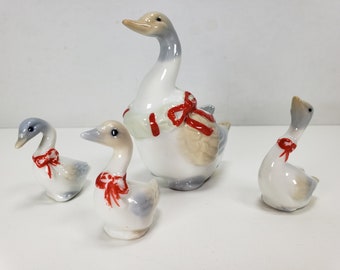 Vintage Christmas Takahashi Mother Goose & Goselings Figurines Lot-- Made in Japan