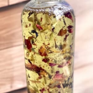 Good Juju Energy Healing Floral & Herb Infused Body Oil / 100% Plant-Based / Body Oil / Vegan Body Oil / Oil Smudging Herb Body Oil