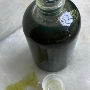 Chebe Fenugreek & Rosemary All-Natural Hair Oil / Vegan Hair Oil / Chebe Oil / 4 oz / 8 oz Hair Oil / Daily Application / Hot Oil Treatment