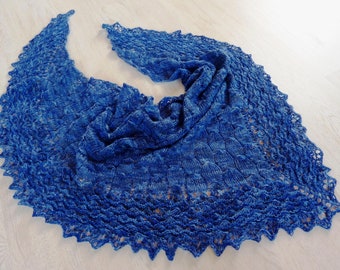 Knitting instructions for a shawl "Asteria"