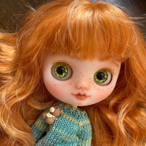 Odette, middle custom doll by Blythe di Pao