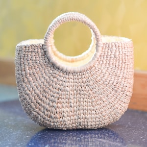 Small Straw bag cream lining Weaving seagrass top handle bag handmade bag boho bag straw purse image 7