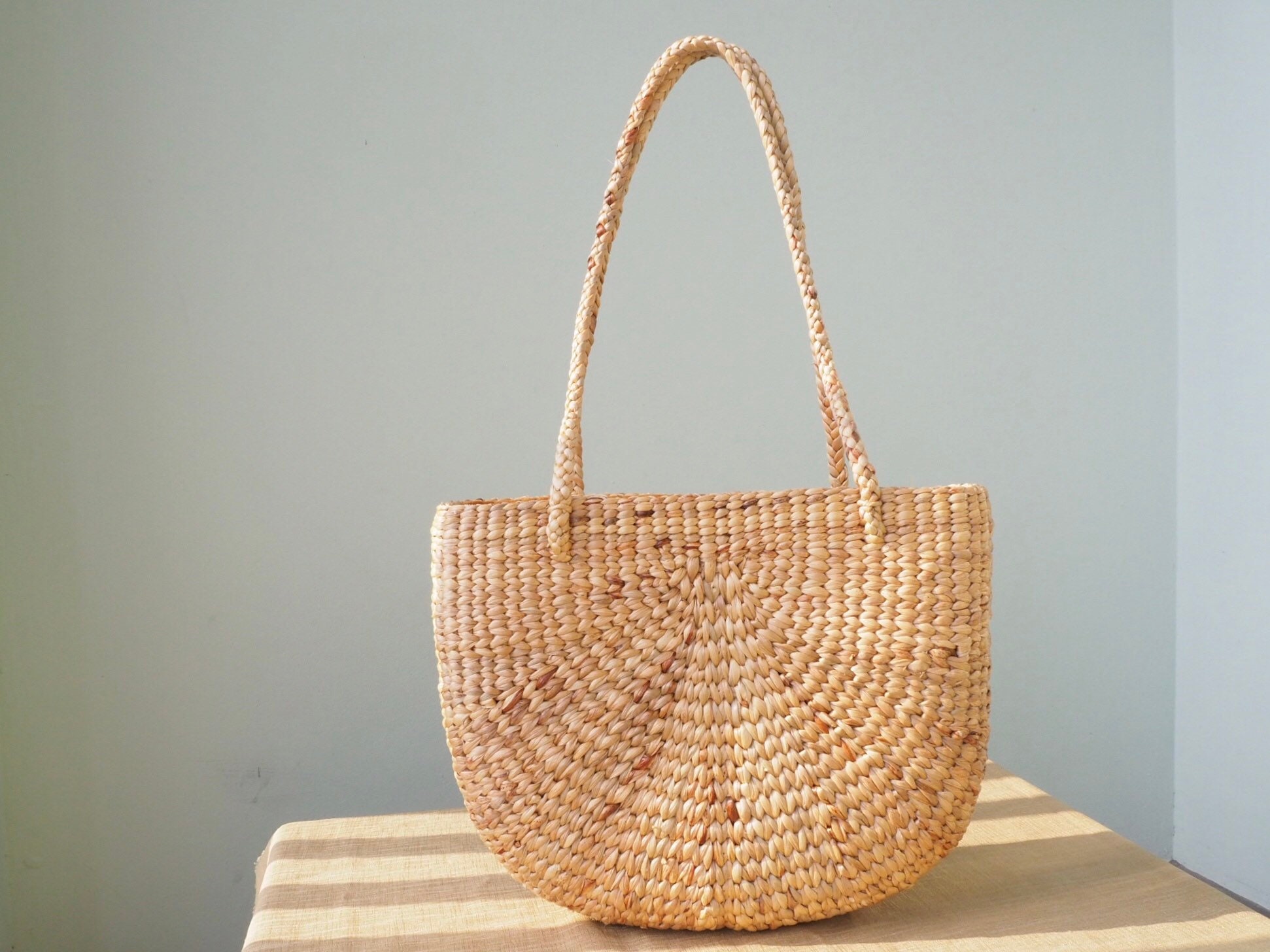 Stroh Strandtasche Mit Dackel Motiv - Geflochtener Korb 22x21x12cm Für Picknick & Urlaub