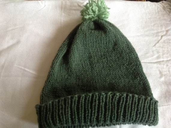 ladies green bobble hat