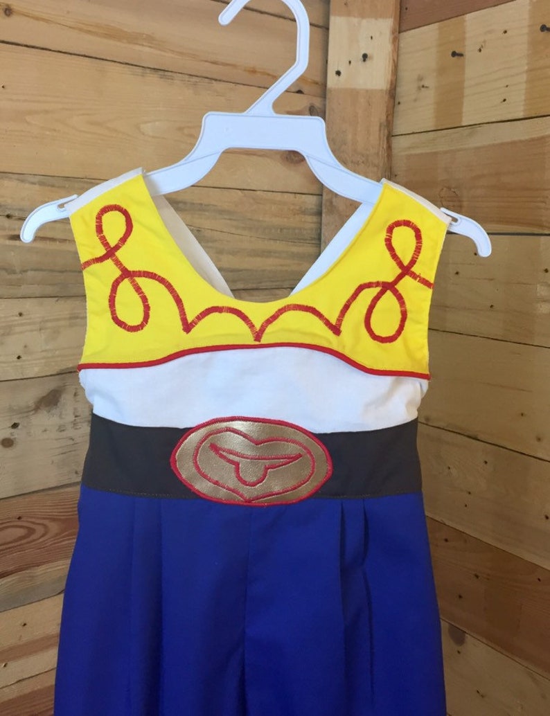 Jessie Baby Costume: Toy Story Inspired Jumpsuit Bild 8