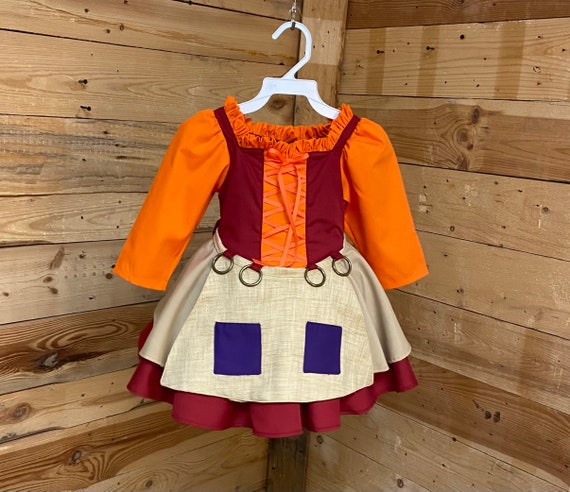 Sanderson sister baby costume, hocus-pocus baby costumes, Mary Sanderson baby costume, Mary Sanderson baby dress, Renaissance baby dress,