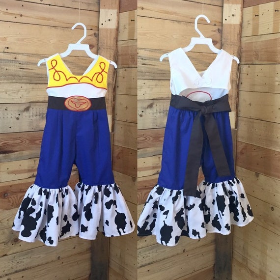 Jessie baby outfit, Jessie baby jumpsuit , newborn jessie jumpsuit , new baby girl, jessie toy story themed gift, baby shower gift.