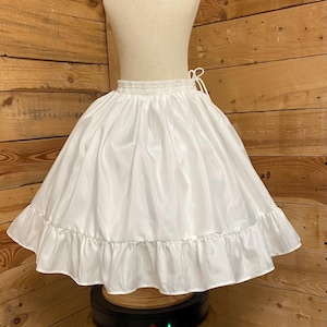petticoat for a girl&#39;s long dress, 100% polyester, with drawstring for adjustment