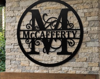 Round Personalized Metal Monogram Sign. Wedding Gift. Family Name Sign. Outdoor Name Sign. Last Name Sign. Metal Sign. Front Door Custom.