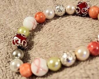 Pulsera de cáncer de mama con cuentas