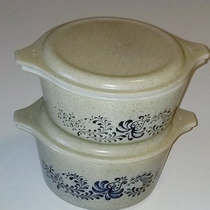 Vintage Pyrex Homestead Covered Bowls: 4-Piece Corning Ware Set