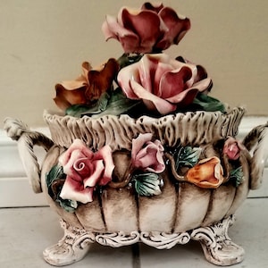 Vintage handgemachte Deckel und Footed italienischen Campodimonte Herzstück, dekorative Schüssel, Innen- oder Anlass Herzstück