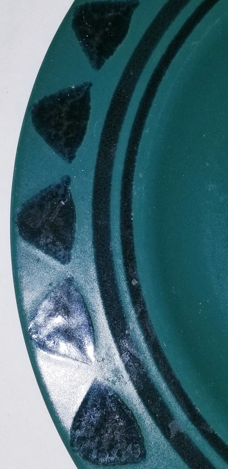 plates 1990s Vintage Dinner- plates and Salad plate -Stoneware- Ceramics-Serving -Dishes Pfaltzgraff Midnight Sun Dark green and Black