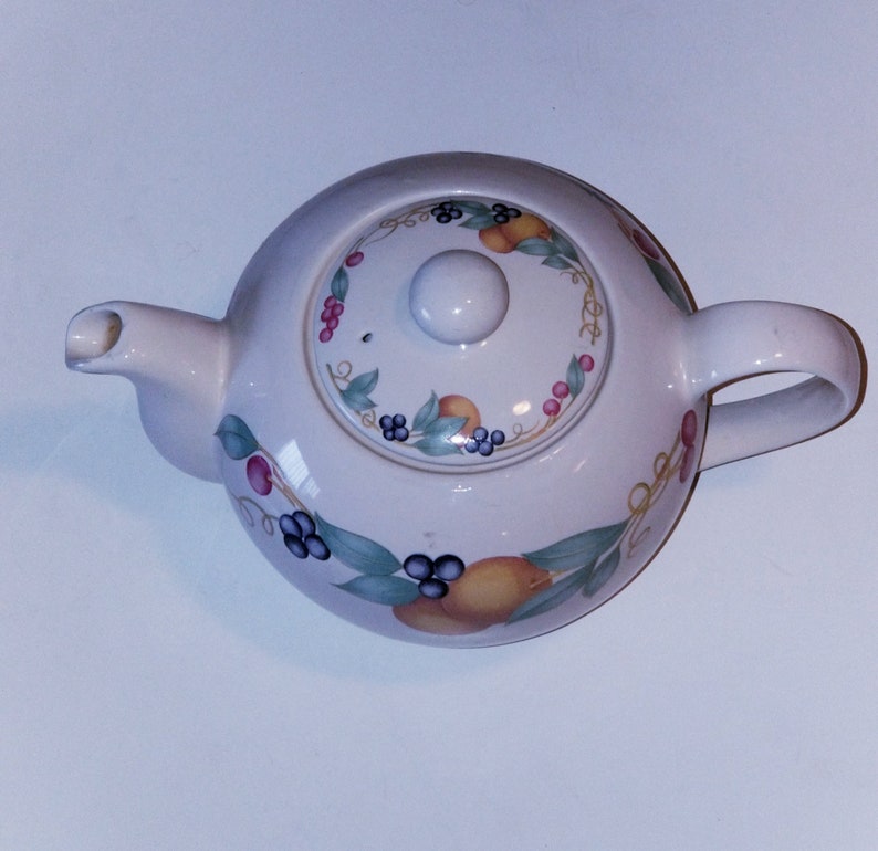 1990s Plates-Coffee-TeaCups by Corning Corelle Abundance Fruits Teapot-Drinking Cups-Stoneware-Ceramic-Porclain-Dishes-Dinnerset Vintage