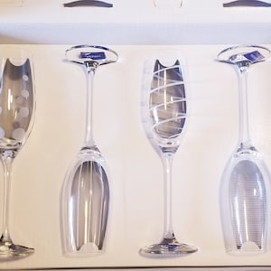 Set vintage di 4 nuovi bicchieri da bere in cristallo Mikasa Cheers, tazze, boccali, calici, ciotole, stoviglie, piatti in gres, trasparenti, da tavola, regali