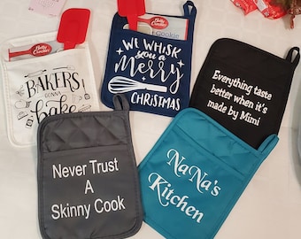 Potholder with cookie mix,Personalized Potholders,Gifts for the cook,Kitchen Decor,Christmas gifts,Birthday,Co-worker andTeachers gifts
