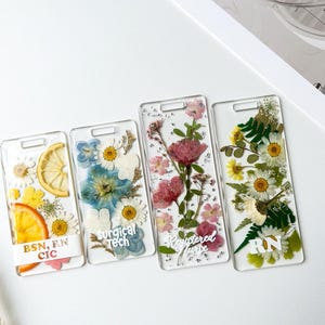 Custom Resin Flower Badge buddy, Resin Real Pressed Flower Badge Nurse RN, bSN, cNO, MA Appreciation Gift Medical Custom Name Personalized