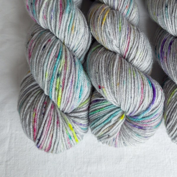 Hand Dyed Speckled Sock Yarn. Silver Lining 50g