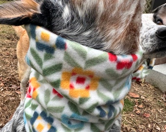 Flower dog scarf,  dog scarf, floral plaid infinity scarf, Dog snood, gator, pet scarf, pet snood, neck buff, winter dog