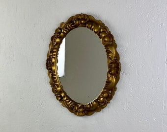miroir ovale en or classique vintage - victorien des années 60 - shabby chic - régence hollywoodienne