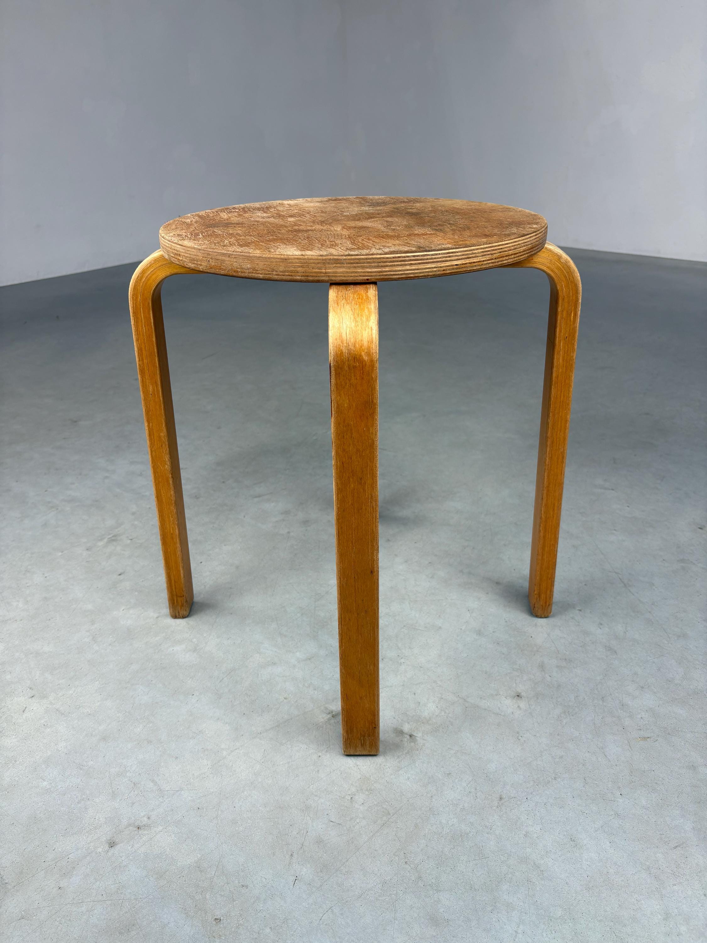 木製　曲げ板スツール 木製 曲げ板スツール