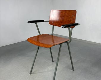 Vintage 1960s teacher's chair with armrests - Pagholz bakelite design