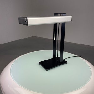 Modern vintage design desk lamp by Jan Ake Hallen for Parabolux light - 1970s xl table lighting