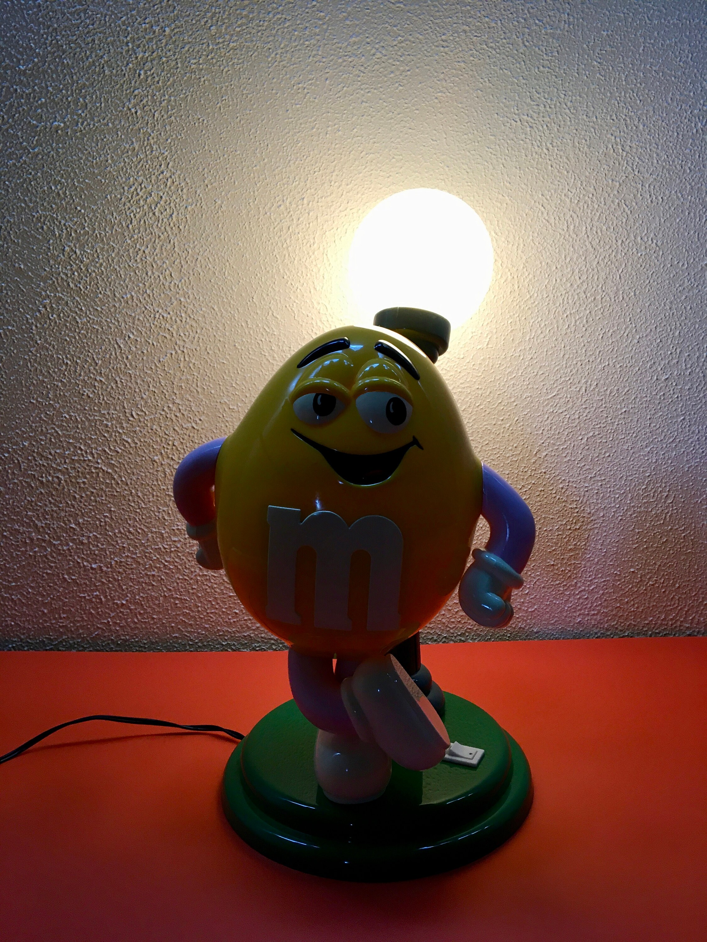 M&m's Yellow Night Light - Vintage Kids Lamp - Collector