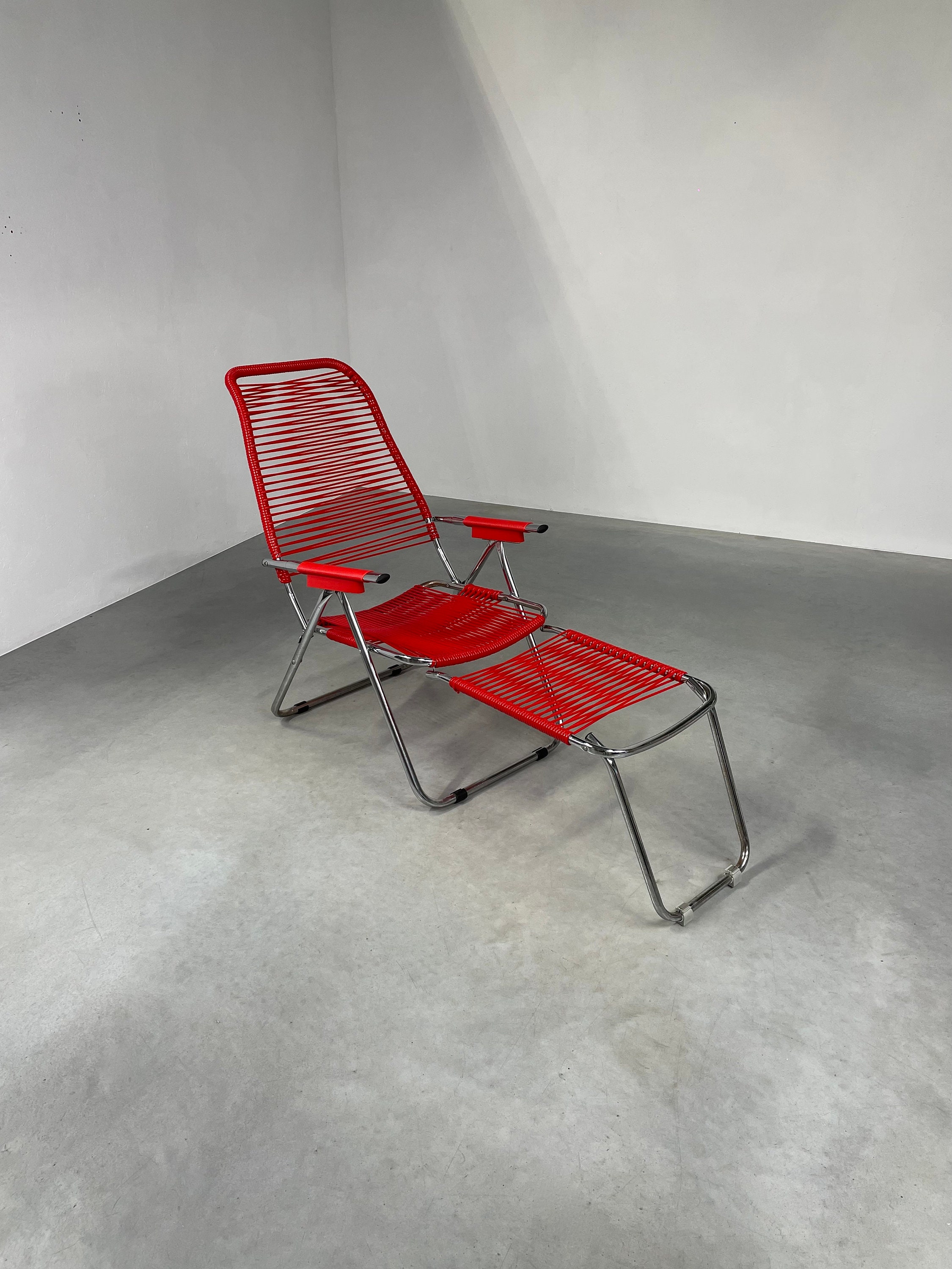 Vintage Spaghetti Lounger Chair Francesco Favagrossa Fiam