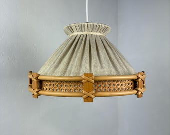 Vintage 70s Manou rattan pendant lamp - boho lighting - natural brown wood beige fabric