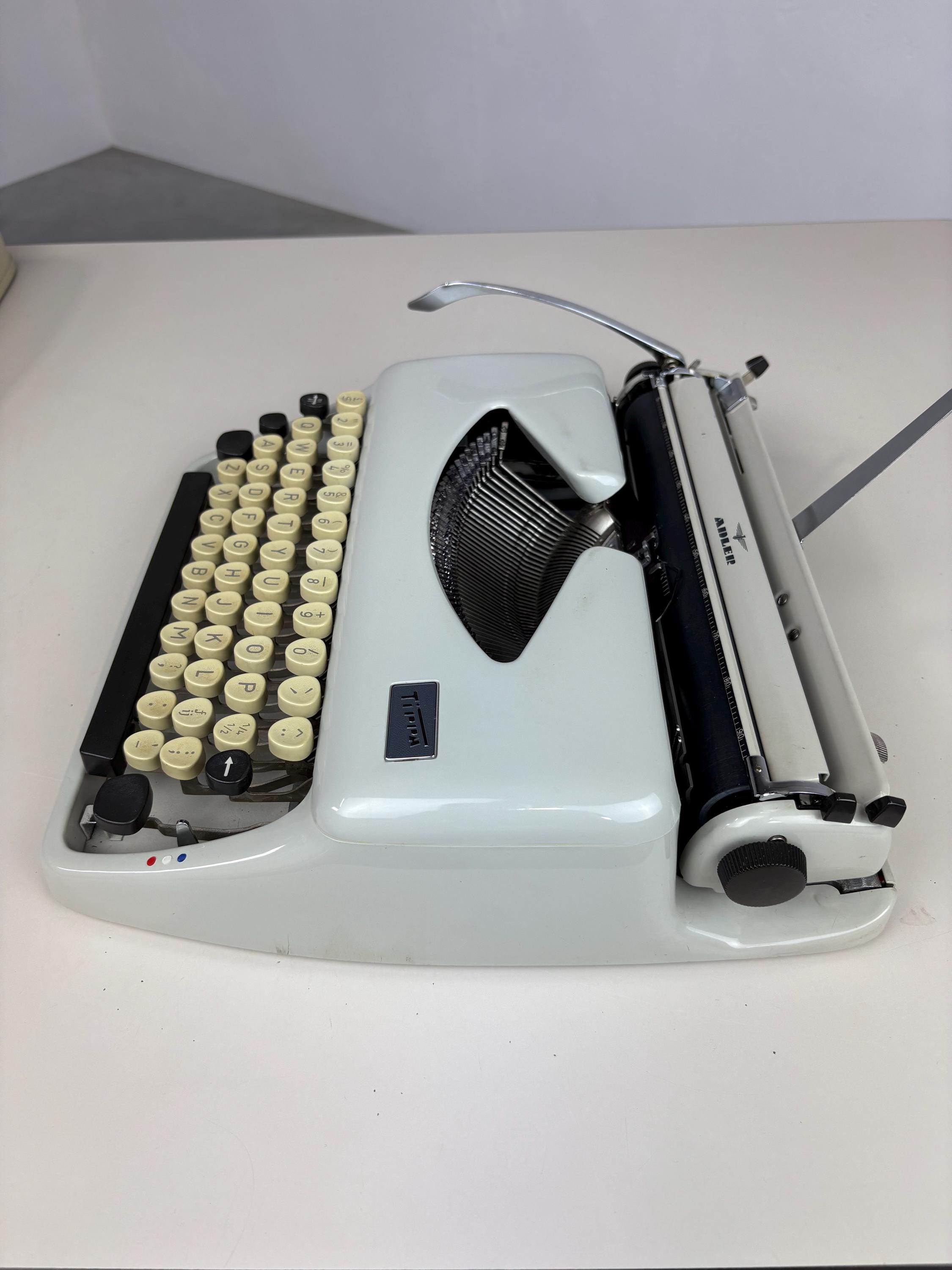 ショップ 昭和レトロTippa タイプライター グレー QWERTY 動作未確認