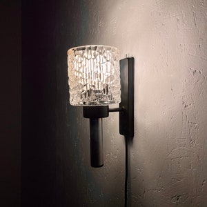 Vintage 1970s glass wall light - Wila Leuchten Germany - Quality glass lamp - modern 70s lighting