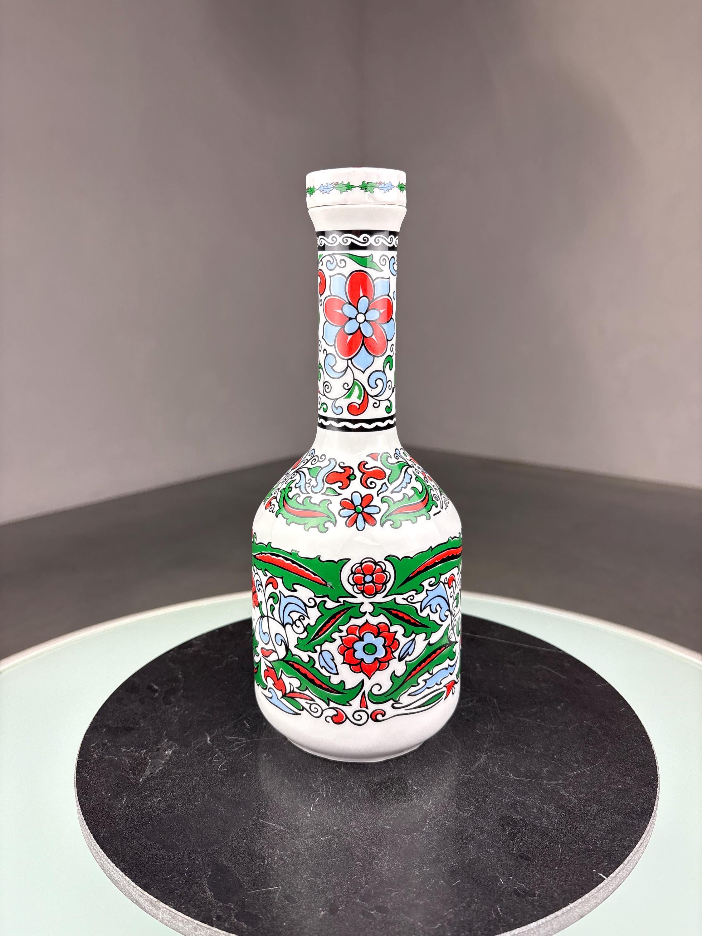 XA 40 Years Old ブランデー Vintage Porcelain Bottle of Metaxa 40-year-old Brandy From Greece