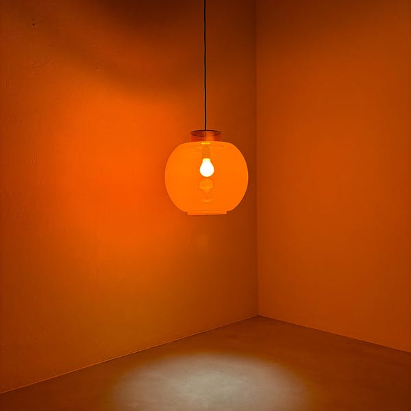 Suspension française vintage en verre orange de Parscot (1970) - grand luminaire coloré