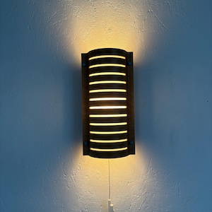 Vintage plywood wall lamp Strimma V9906 design by Ikea - made in Sweden - 90s lighting