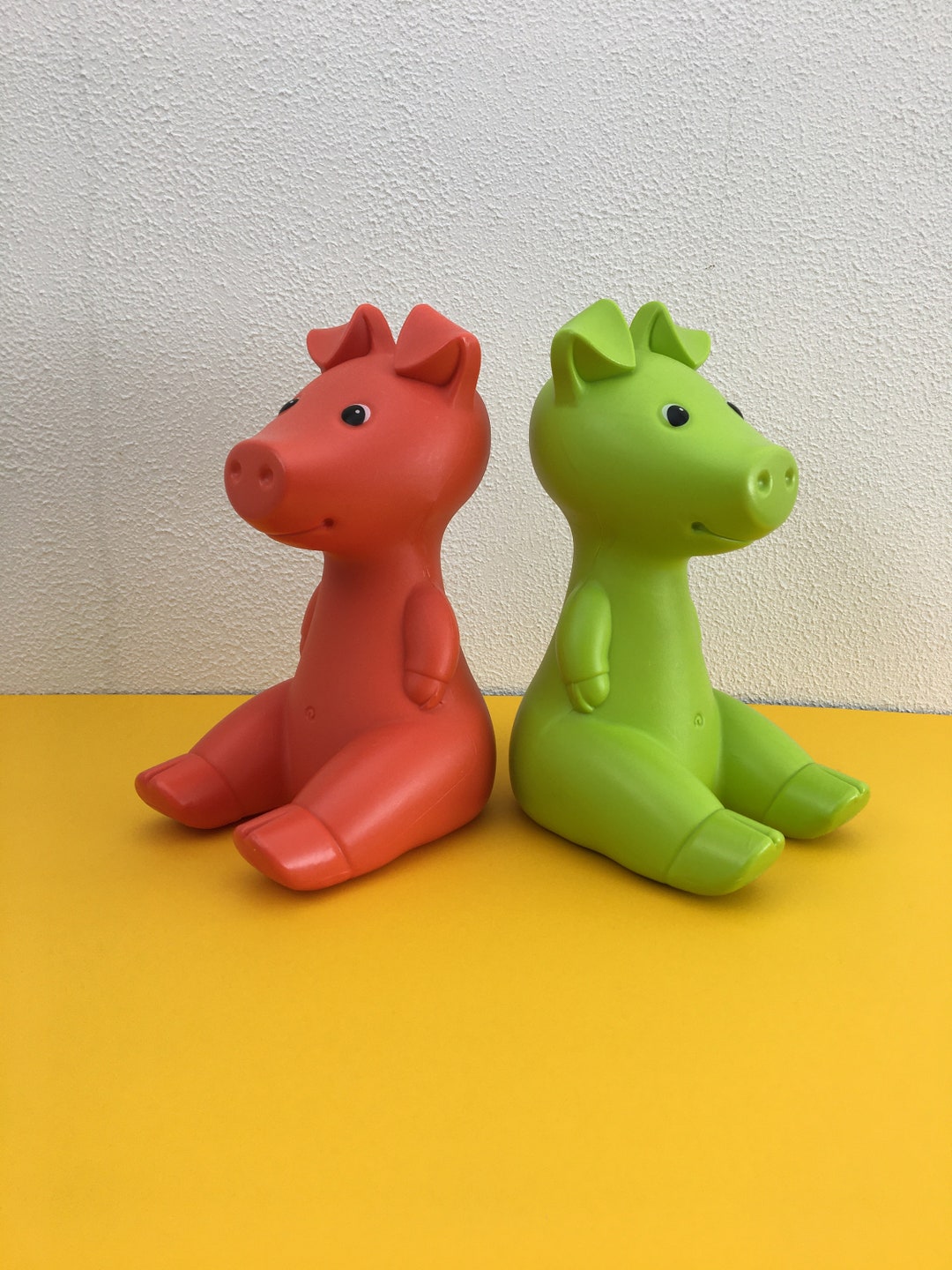 tirelire Ikea monika Mulder rouge Ikea monika Mulder red piggy bank