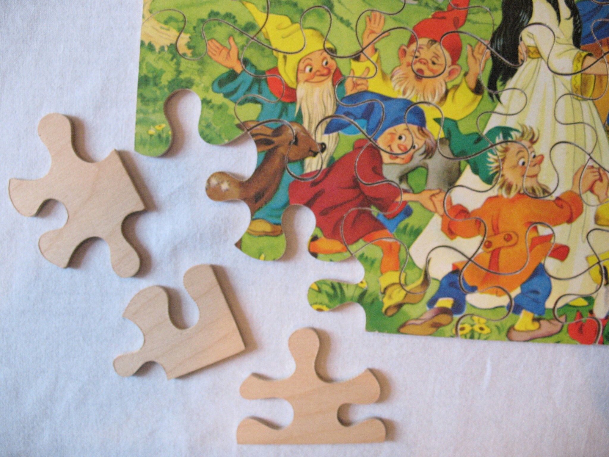 Vintage Wooden Puzzle ~ Snow-white ~ Fairy Tale - Etsy