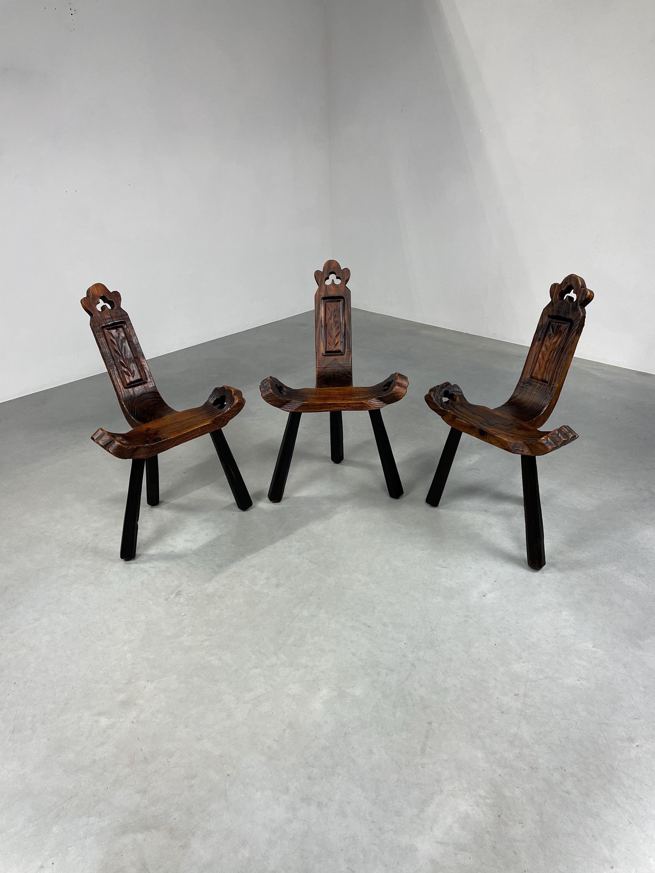 スツール made in Spain chair antique Spanish Tripod Chair Vintage 1960s Brutalist Solid Wood