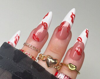 Smoochin': Nail Artist. Custom Handpainted Press-on Gel Nails. Square. Almond. Coffin. Valentines Day. Red Lips. Kisses. Girlie. Lips.