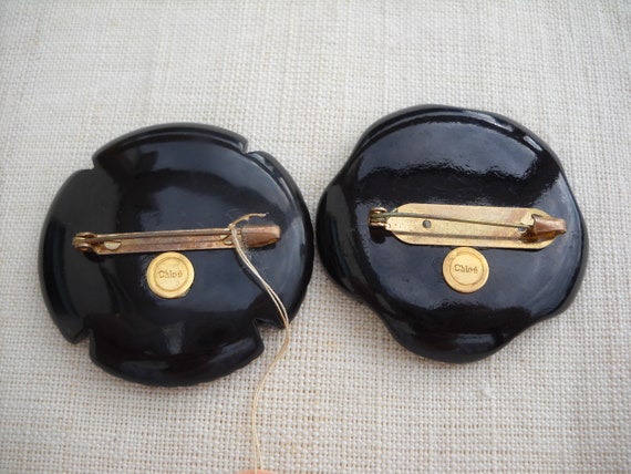 Pair of Chloé brooches Made in Italy 1970 - image 4