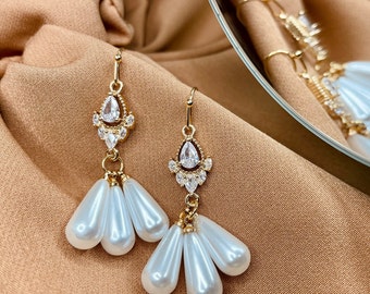 Wedding jewelry earrings crystal teardrop pearl 18k gold gift for her bridal jewelry handmade